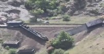 Elazığ'da yük treni raydan çıktı! Müdahaleler sürüyor
