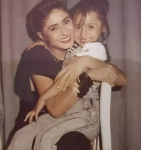 Yıldız Tilbe'nin Kızı Sezen ortaya çıktı!