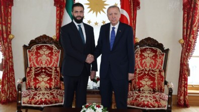 Cumhurbaşkanı Erdoğan Dolmabahçe'de Şara ile bir araya geldi