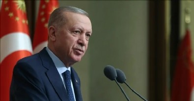 Cumhurbaşkanı Erdoğan: Özel, suç örgütünün posta güvercini gibi