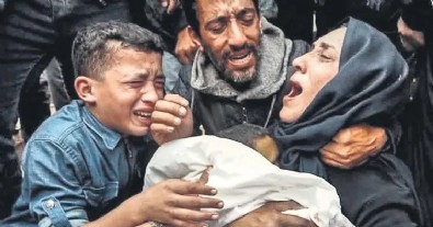 Filistinli doktorun 9 çocuğunu katlettiler