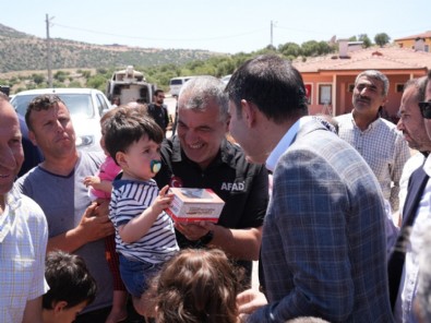 Murat Kurum, Adıyaman'da vatandaşlarla bir arada: Koskoca bir dağ delindi