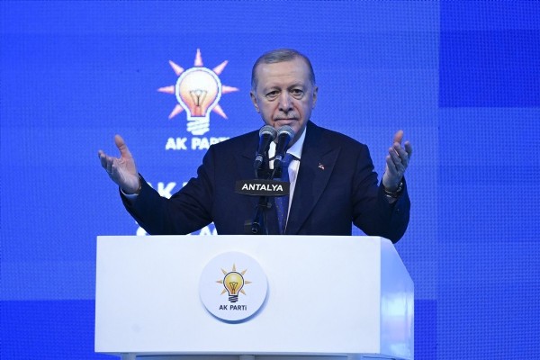 Cumhurbaşkanı Erdoğan, Aliyev ve Şerif'ten Laçın'da mesajlar
