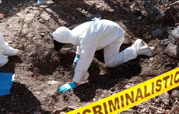Kartel dehşeti: Terk edilmiş evde 17 ceset bulundu