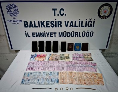 Balıkesir'de fuhuş operasyonu: 3 tutuklama