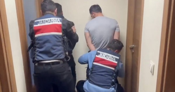 İstanbul'da parada sahtecilik operasyonu: 5 gözaltı