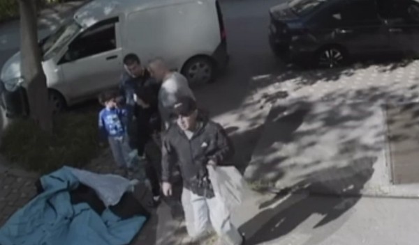 İstanbul'da sosyal medyadan tanıştığı kadınları gasbetti