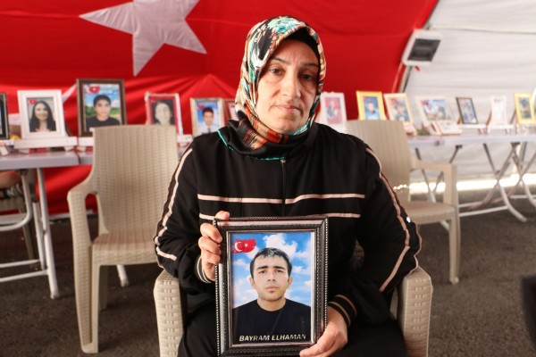 Evlat nöbeti sürüyor! Diyarbakır anneleri bayramı üzgün geçirmek istemiyor