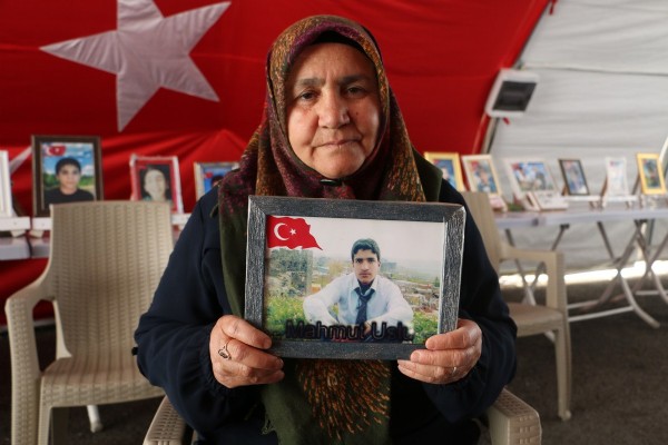 Evlat nöbeti sürüyor! Diyarbakır anneleri bayramı üzgün geçirmek istemiyor