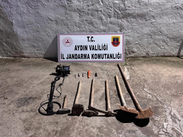 Aydın'da define avcıları suçüstü yakalandı