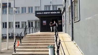 Görüntü Bursa’da kaydedildi: Çaldığı araç arıza yapınca…
