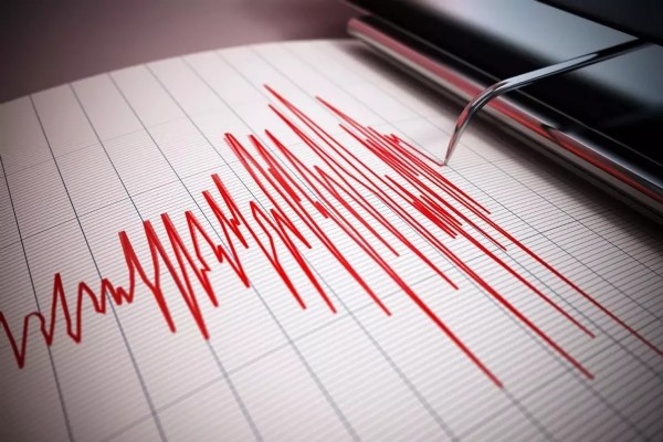 İstanbul'da deprem oldu!