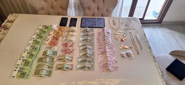 Adana'da yasa dışı bahis çetesi çökertildi: 2,5 milyon liralık para ve altına el konuldu!