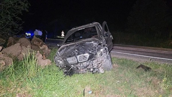 Bursa'da feci kaza! Otomobil ile cip kafa kafaya girdi! 3 ölü 1 yaralı