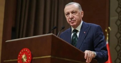 Cumhurbaşkanı Erdoğan'dan Özel'e tepki! 'Türkiye'ye zarar veriyor'