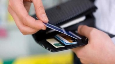 Kredi kartı kullananlar dikkat! Bilgileri saniyede kopyalandı