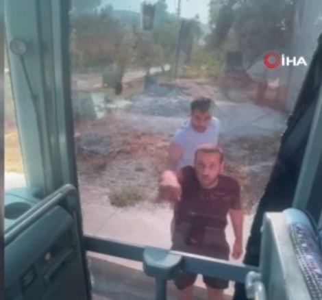 Didim’de Tur Otobüsüne Saldırı: 4 Kişi Gözaltına Alındı