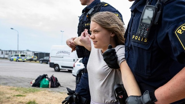 Greta Thunberg Kimdir, Nereli? İklim Aktivisti Greta Thunberg'in Hayatı | Madleen Gemisi son durumu Ne?
