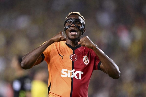 Osimhen'de büyük çıkmaz! Napoli transfere izin vermedi