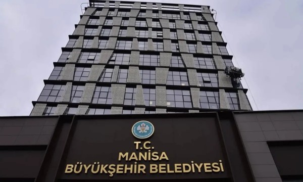 Zeyrek'in ardından hüzünlü seçim! Manisa'nın yeni belediye başkanı belli oluyor!