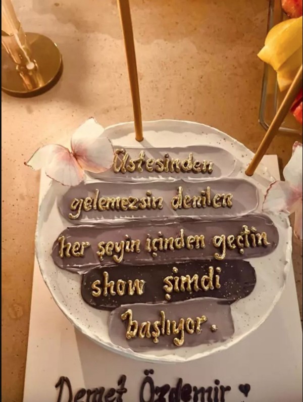 Eşref Rüya'nın sezon finalini kutladı
