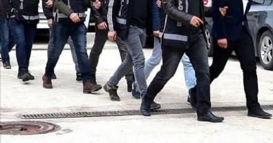 FETÖ’nün Hava Kuvvetleri yapılanmasında 8 tutuklama