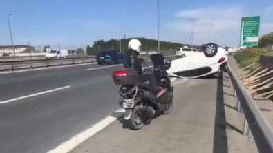 İstanbul'da otomobil takla attı: Yaralılar, yardıma koşan vatandaşa hakaret etti