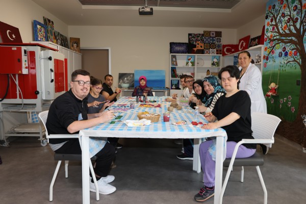 Engelsiz bir hayat için kapılar Gonca'ya açılıyor