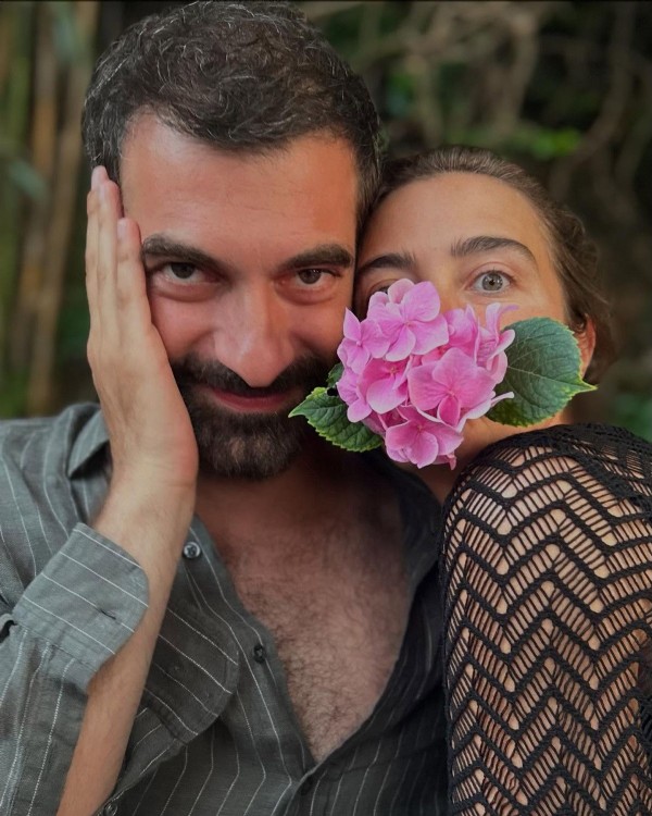 Sıla doğum günü pozunu paylaştı