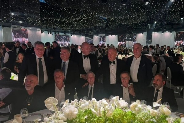 Sinan Engin'in kızı, görkemli bir düğünle evlendi! O isimler de organizasyon da yer aldı