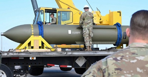 ABD, İran’ı bu bombalarla vurdu! GBU-57 sığınakları nasıl deliyor?