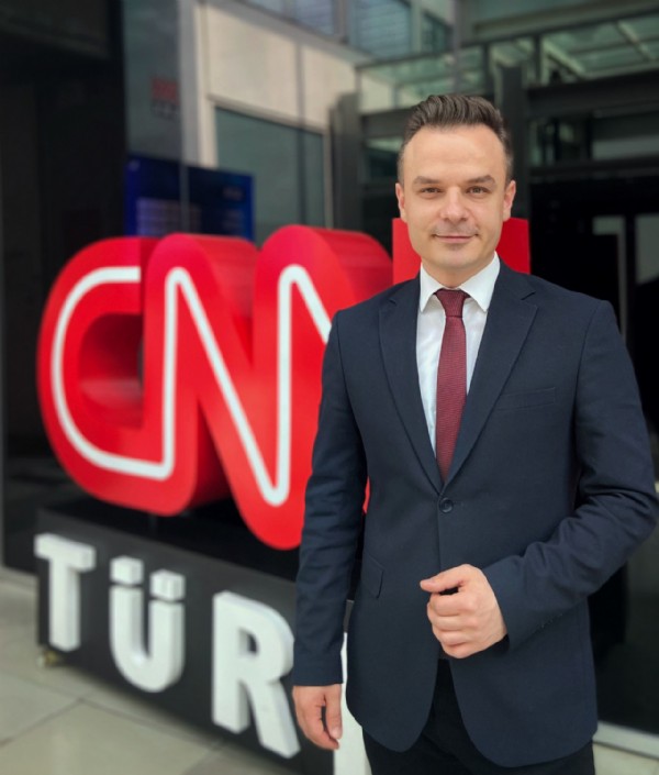 Gazeteci Ümit Uzun Kimdir? Evli mi, Nereli, Kaç Yaşında?