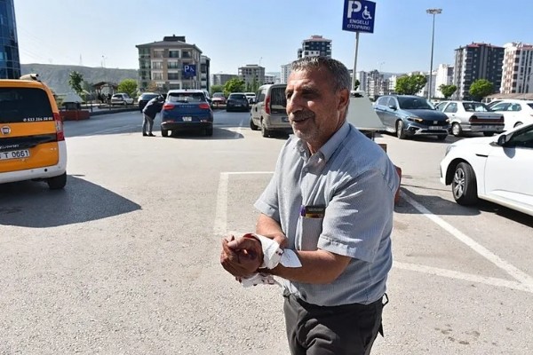 Bu yıl da gelenek bozulmadı! Kurban Bayramı'nda acemi kasaplar soluğu acilde aldı: Sadece Düzce’de 92 yaralı!