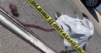 Antalya'da feci kaza! Otomobil ve iki motosiklet çarpıştı: Ölü ve yaralılar var Haberi