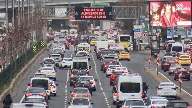Bakan Yerlikaya vatandaşları uyardı! İşte 5 temel trafik kuralı ihlali Haberi