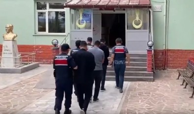 Bakan Yerlikaya duyurdu! FETÖ'ye darbe üstüne darbe Haberi