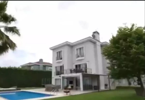 Berdan Mardini'nin evi gündem oldu