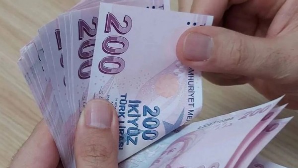 Bakan duyurdu! Zamlı ödemeler hesaplara yatırıldı