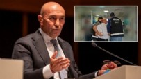 İzmir'de yolsuzluk operasyonu: Tunç Soyer'in gözaltındaki görüntüleri ortaya çıktı Haberi