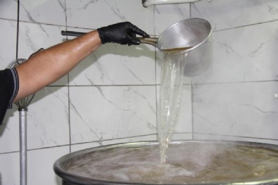 Bu yemeğin sofraya gelmesi 12 saat! Adeta vitamin deposu...