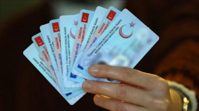 Ehliyet yenileme uzatıldı mı? Eski tip ehliyetler için son tarih...
