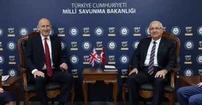 Türkiye ile İngiltere anlaştı! Eurofighter için imzalar atıldı