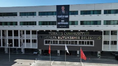 CHP’li Antalya Büyükşehir Belediyesi’nde rüşvete ‘bağış’ kılıfı: WhatsApp mesajları ortaya çıktı!