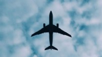 Rusya'da 50 kişiyi taşıyan uçak kayboldu! Hava trafiği askıya alındı