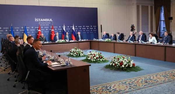 Bakan Fidan'dan üçlü zirve paylaşımı! 'Bir tuğla daha eklendi'