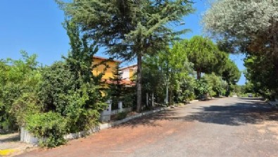 CHP'li başkandan bir skandal daha! Mührü söktü villaya çöktü