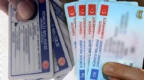 Ehliyetini yenilemeyenler yandı! Süre doluyor Haberi