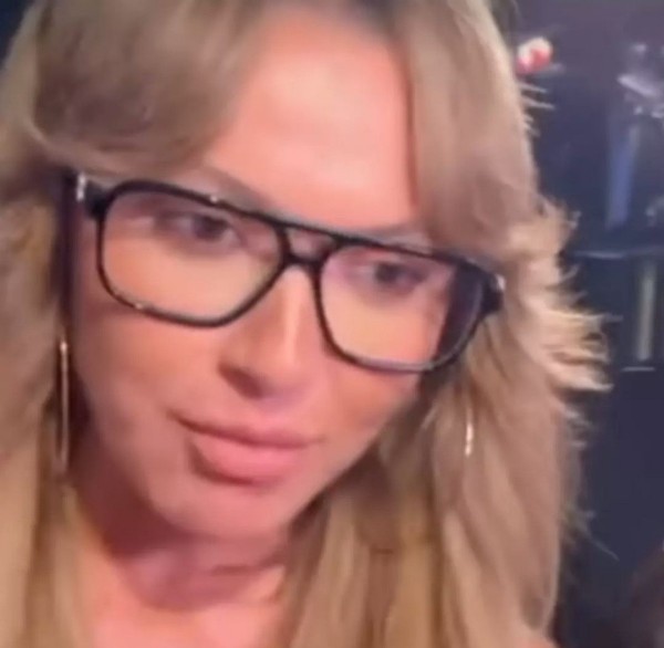 Hadise'den eleştirilere cevap