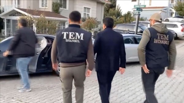 Belediyelere operasyonlar sürüyor! 16 CHP'li belediye başkanı tutuklu