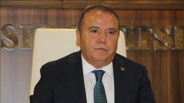 Belediyelere operasyonlar sürüyor! 16 CHP'li belediye başkanı tutuklu